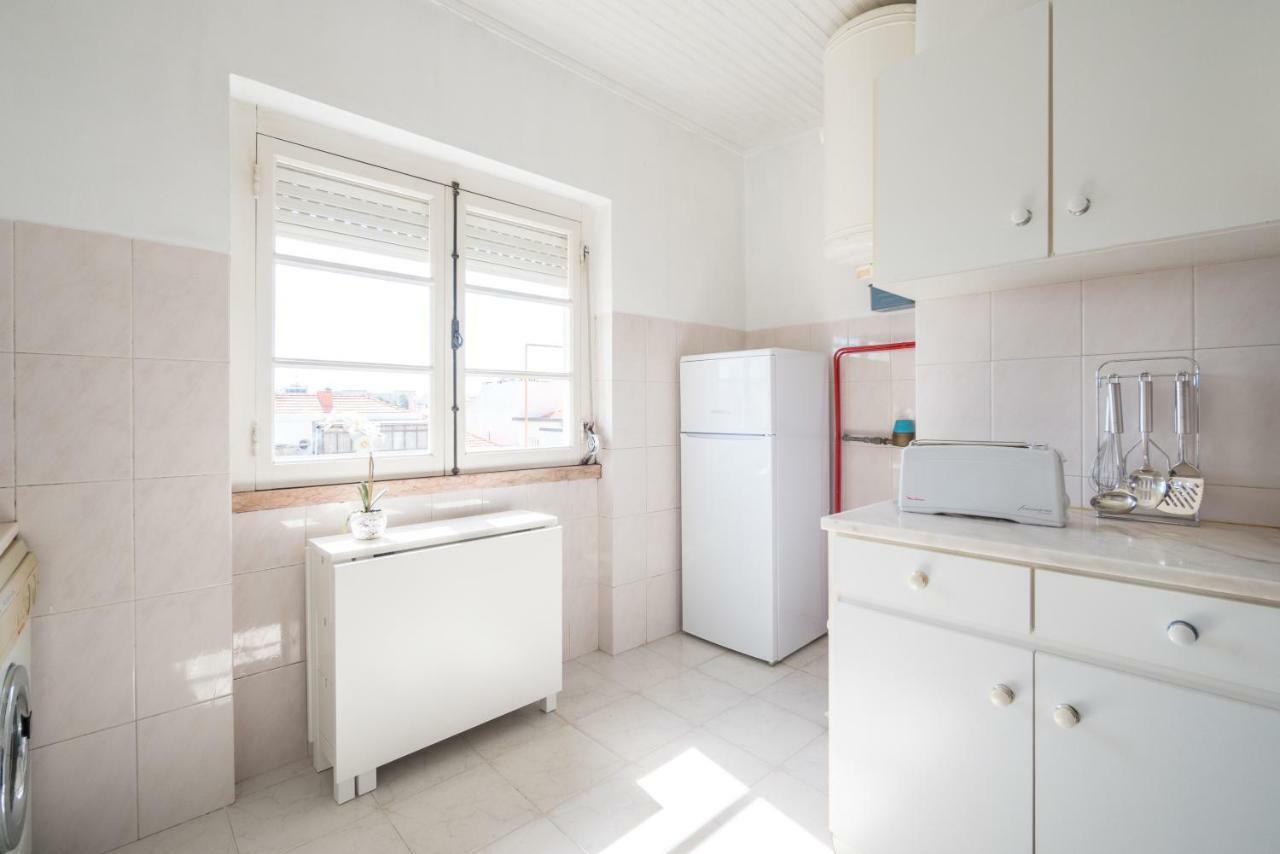 Cosy Apartment Лиссабон Экстерьер фото